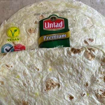 Untad Lavaş Üzerinde Sarı Noktalar