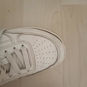 Stradivarius Ayakkabı Da Oluşan Çatlak Ve Açılma