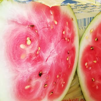 Şok Marketler Bozuk Karpuz İadesi Almadılar