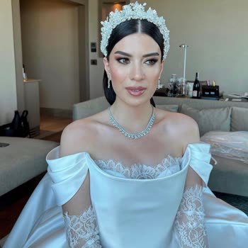 Şubest Moda & Gelinlik Trabzon Dikiş Bilmeyen Hayal Yıkıcılar 👍