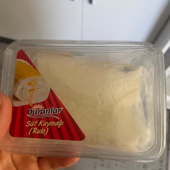 Şok Marketler Duranlar Süt Kaymağı Küflenme Mevcut
