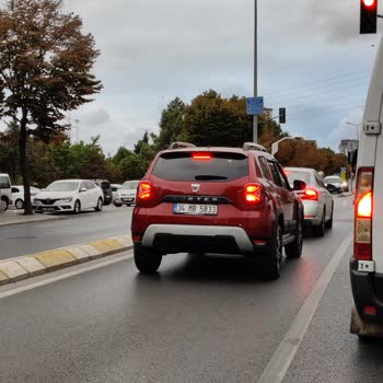 Emniyet Genel Müdürlüğü Trafiği Tehlikeye Sokan Yabancı "MB" Plakalı Araç