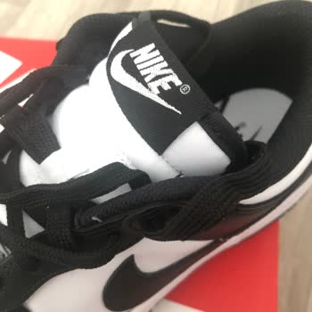 Nike Yeni Ayakkabıda Hatalar