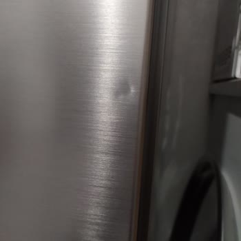 Arçelik Buzdolabı Ön Kapak Darbesi