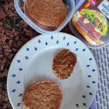 BİM Emin Marka Hamburger Köfte Piştikçe Küçüldü