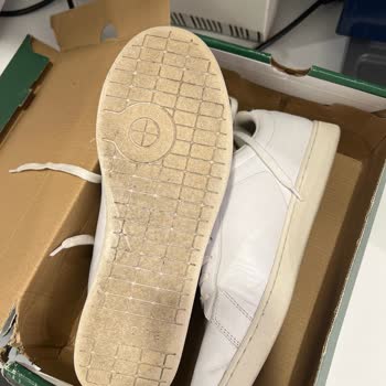 Occasion Lacoste Ayakkabı Tabanda Renk Değişimi, Sararma