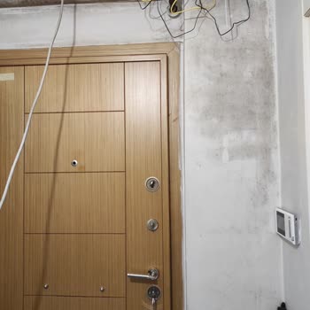 Türk Telekom İnternet Hattını Dış Kapının Üstünde Bıraktılar