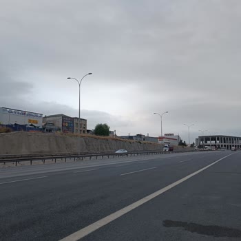 Metro Turizm Saatlerdir Yolda Kaldık