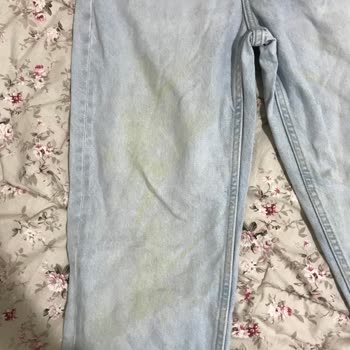 Bershka Pantolon İlk Yıkamada Lekeler Oluştu