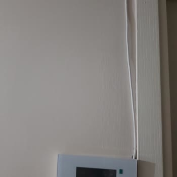 Audio Elektronik Reklam Var, Hizmet Ve Kalite Yok