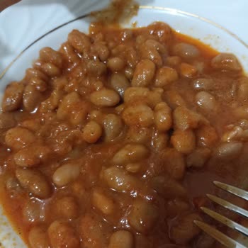 Tada Etli Kuru Fasulyede Et Olmaması