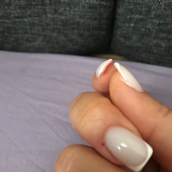 Zb Nail Studio İstemediğim İşlem Ve Yamuk Yapıldı Beğenmeyince Muhatap Olmadılar