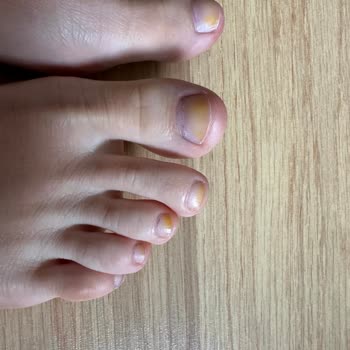 Flormar Marka Kırmızı Oje