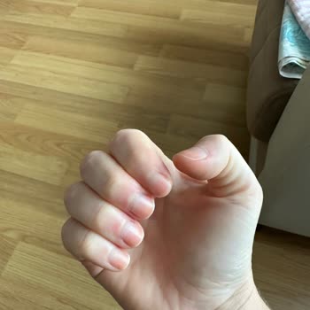 Flormar Marka Kırmızı Oje