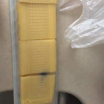 BİM Küflenmiş Ürün Sözde İndirim