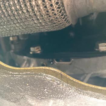 Fiat Egea Cross 1.5 Hibrit Araç Motor Yağ Kaçağı