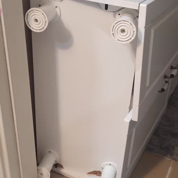 Vivense Aldığım Dolap Kırıldı Ve Yardımcı Olunmuyor