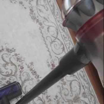 Dyson V8 Absolute Çalışırken Kendiliğinden Kapanıyor!