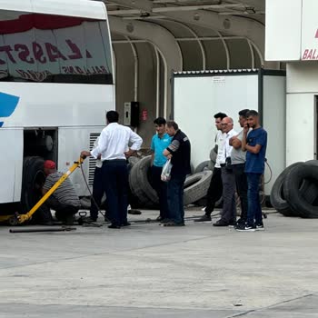 Arızalı Otobüsle Yola Çıkan Kamil Koç!