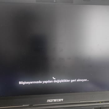 Monster Notebook Windows 10 Güncelleme Hatası