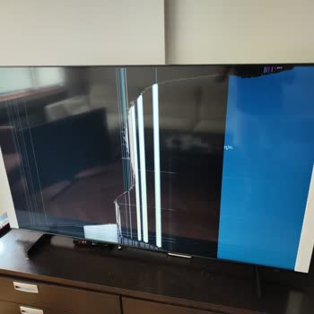 Amazon Kırık Televizyon Yerine 25 Gündür Yenisini Göndermedi