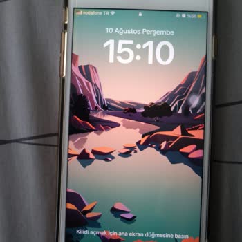 Deji Batarya Ekran LED'lerini Yaktı