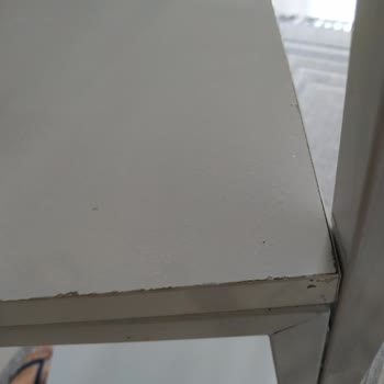Vivense Hatalı Ürün Raflar Çizik