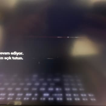 BDH Bilişim Dizüstü Bilgisayarımın Ekranına Zarar Vererek Gönderdi.