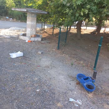 Lapseki Belediyesi Lapseki Çocuk Parkı Bakımsız