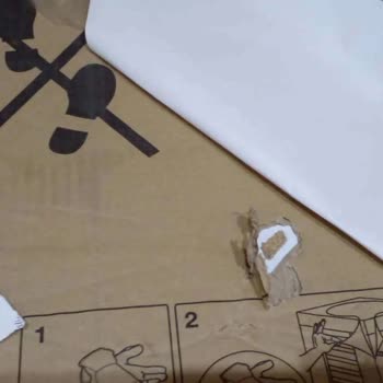 Hepsiburada Electrolux Kurutmalı Çamaşır Makinesi Hasarlı Geldi