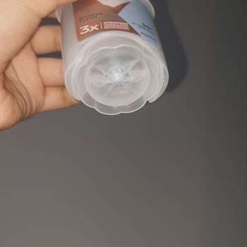 Rexona Clinical Protection Yağı Altına Birikmiş