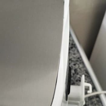 Yui Airfrey Kapak Erimesi