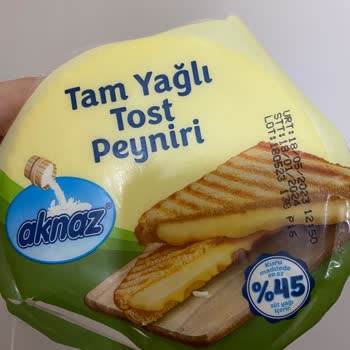 Aknaz Tost Peyniri Benzin Kokuyor