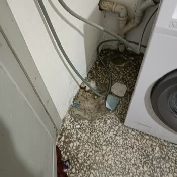 Aksa Gaz Atık Su Borusu Kırdılar ve Yapmadan Kapattılar