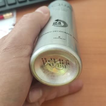 Equal Marka Deodorant Sıkılmıyor.