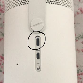 Media Markt'tan Aldığım Samsung Projeksiyonunda Hatalar Var