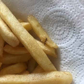 Superfresh Patates Kızartması İçindeki Yabancı Cisim