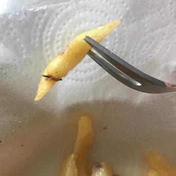 Superfresh Patates Kızartması İçindeki Yabancı Cisim