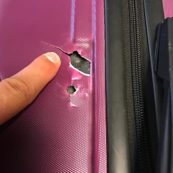 Havaş Şoförü Valiz Kırdı