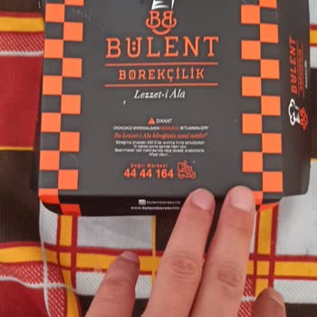 Trendyol Yemek Ve Bülent Börekçilik 500 Gr Siparişe 3 Dilim Börek