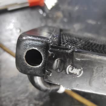 Bajaj Pulsar 200 RS Radyatör Tıpasının Çatlağı Garantiye Girmemesi