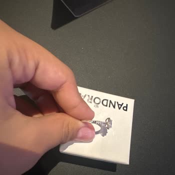 Pandora Mücevher Yüzük Yamulması Ve Taş Düşmesi