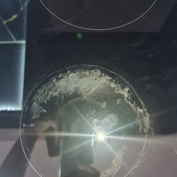 Siemens Ev Aletleri 1 Aylık Ankastre Ocakta Oluşan Lekeler