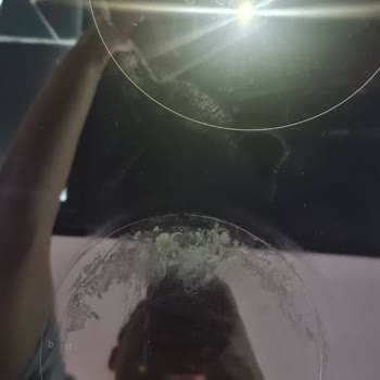 Siemens Ev Aletleri 1 Aylık Ankastre Ocakta Oluşan Lekeler