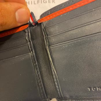 Tommy Hilfiger Cüzdan Baskı Silinmesi Yıpranması