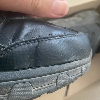 Skechers Ayakkabı Kısa Sürede Deforme Oldu!