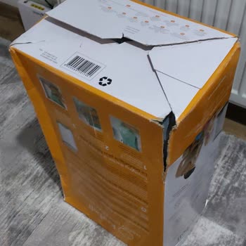 E-bebek Kargo Özensizliği