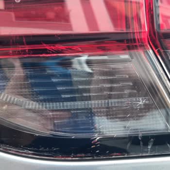 Opel Çatlayan Stopların Değişiminin Reddi!