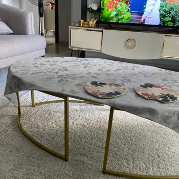 Bellona Yemek Masası Toz Almadan Nemden Kabardı