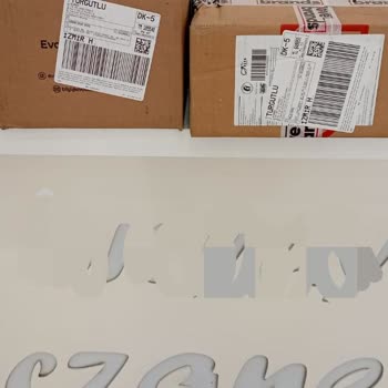 Amazon' Un Kargo Kuryesi Karşısında Çaresizliği